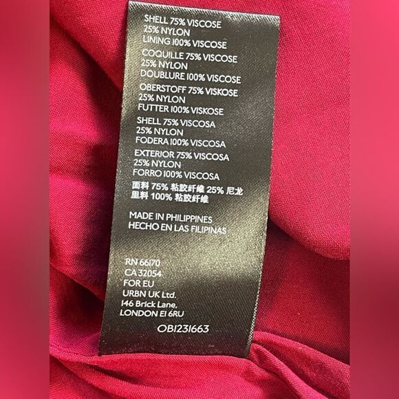 Anthropologie Montie Velvet Mini Skirt raspberry red size NWT. Size 6 - Picture 8 of 9